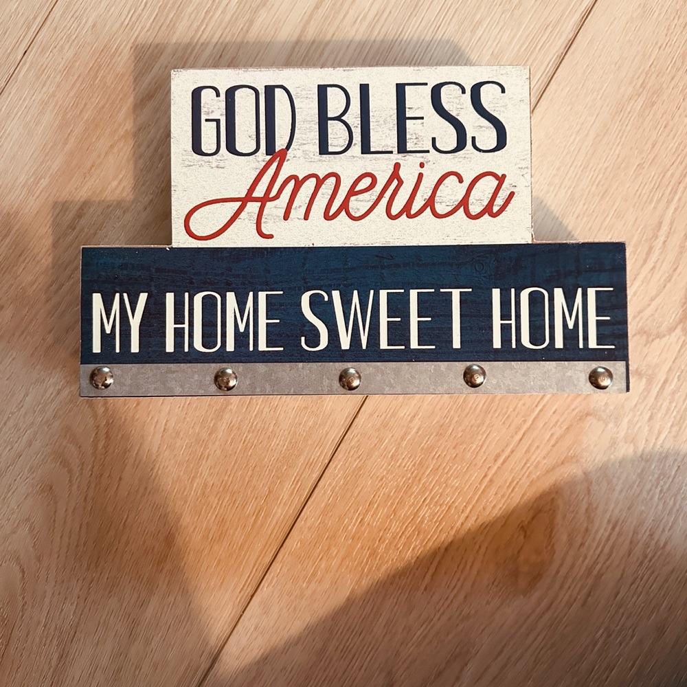 🙏🏼 GOD BLESS AMERICA 🇺🇸 Patriotic Decor For Table/Shelf/Wall